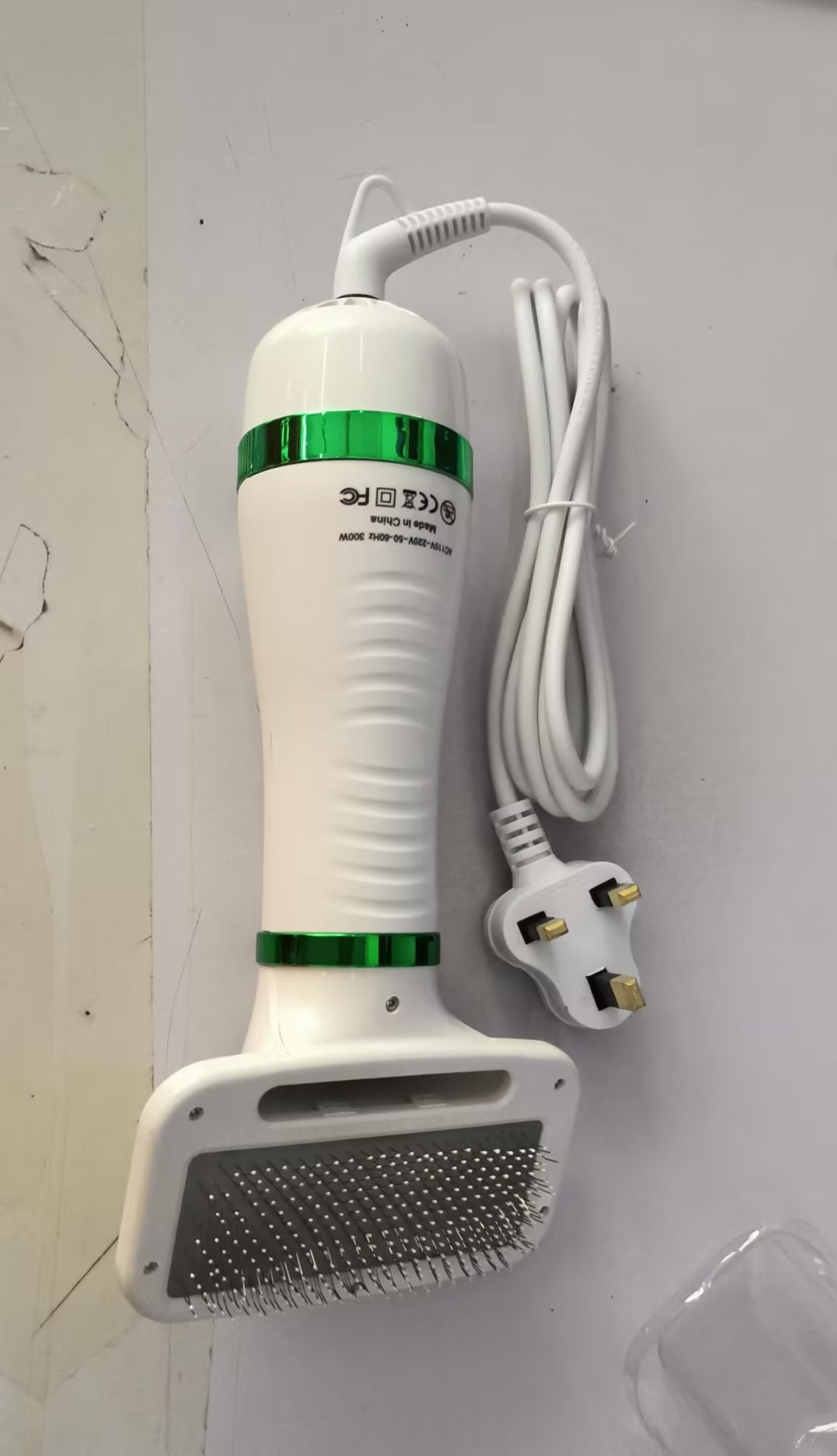 2-in-1 Pet Drying Brush – Dryer & Grooming Comb